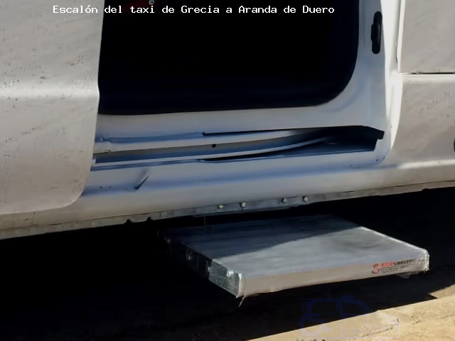 Taxi con escalón de Grecia a Aranda de Duero